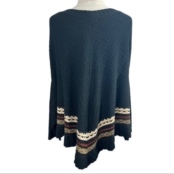 Easel black tan cream poncho sweater size S/M - Picture 3 of 5